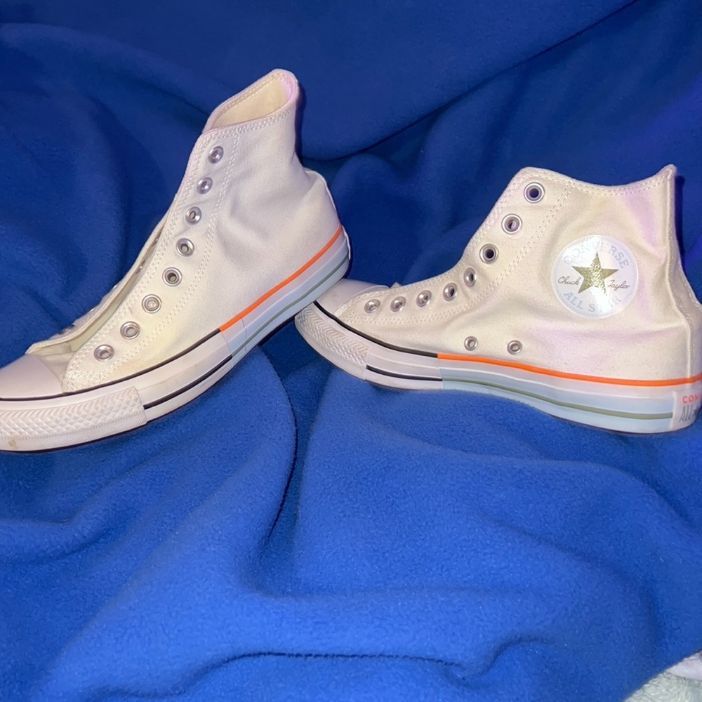 White converse